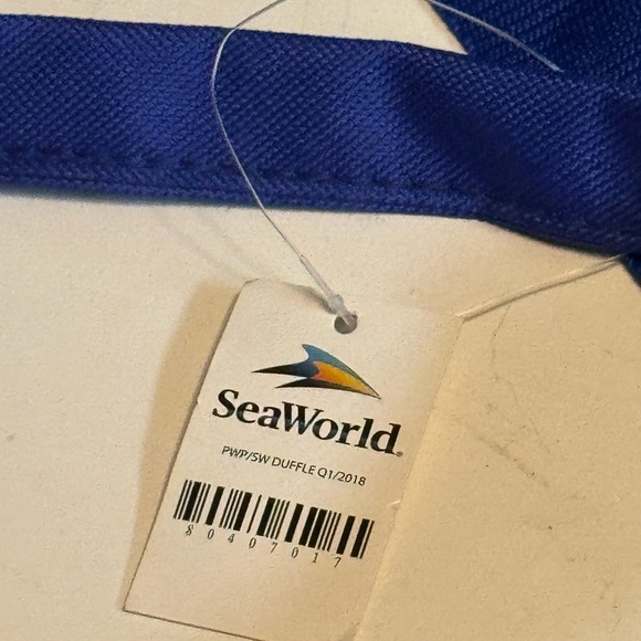 Guy Harvey Artist Whales Painting Art Blue Large Duffel Bag MINT NWT Sea World - Picture 11 of 13